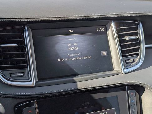 Used 2025 INFINITI QX50 Pure image 25