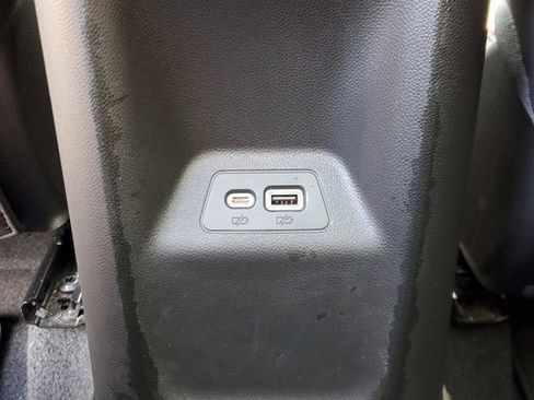 Used 2023 Buick Envision Essence w/ Sport Touring Package FWD image 13