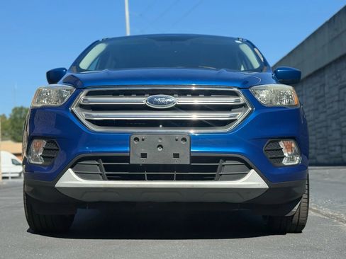 Used 2017 Ford Escape SE w/ SE Cold Weather Package AWD/4WD image 36