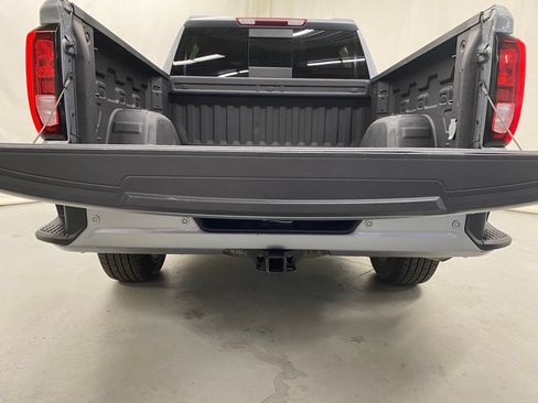 Used 2024 GMC Sierra 1500 Elevation w/ Preferred Package AWD/4WD image 8