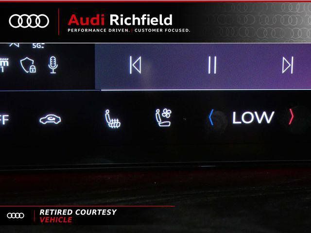 Used 2025 Audi Q5 Premium Plus w/ Premium Plus AWD/4WD image 24