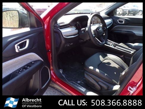 New 2023 Jeep Compass Latitude image 15