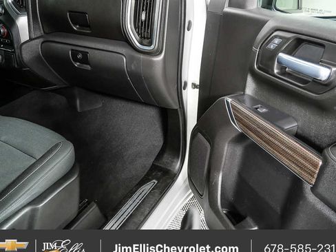 Certified 2021 Chevrolet Silverado 1500 LT AWD/4WD image 22