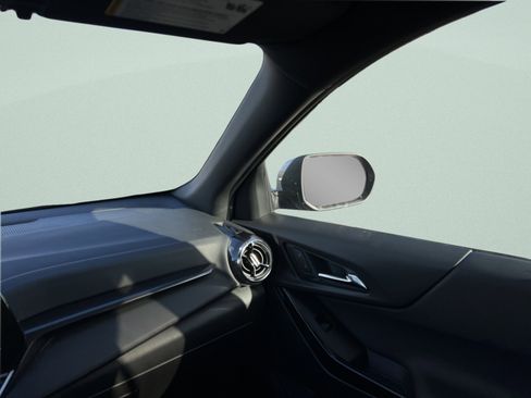 New 2026 Chevrolet Equinox LT image 25