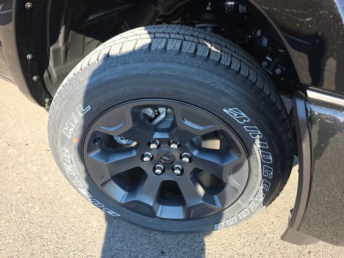 New 2026 RAM 1500 Big Horn AWD/4WD image 23
