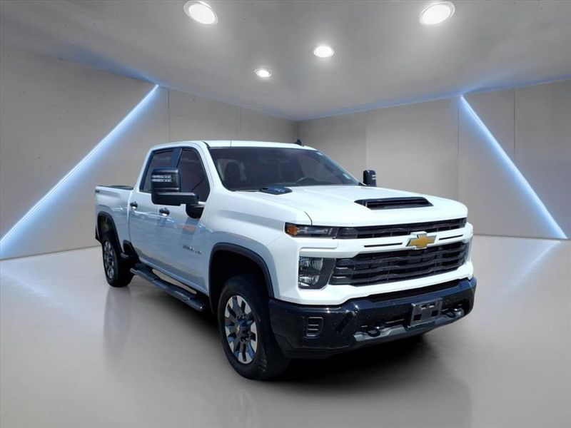 Certified 2024 Chevrolet Silverado 2500 Custom w/ Custom Value Package image 1