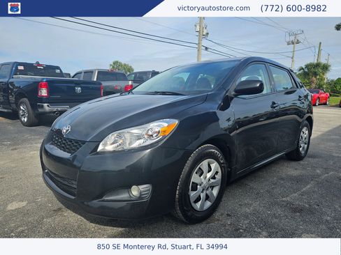 Used 2013 Toyota Matrix S image 3