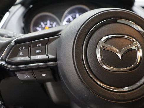 Used 2022 MAZDA CX-9 Touring image 25