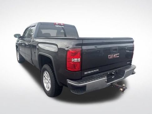 Used 2018 GMC Sierra 1500 SLE w/ SLE Value Package AWD/4WD image 3