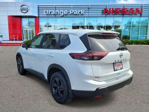 New 2026 Nissan Rogue SV w/ Cold Weather Package FWD image 3