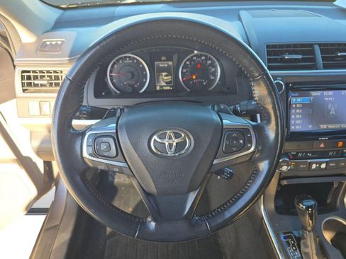 Used 2016 Toyota Camry XSE image 4