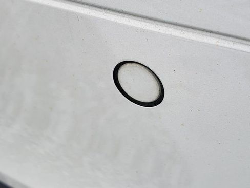 Used 2021 Volvo S60 T5 R-Design image 9