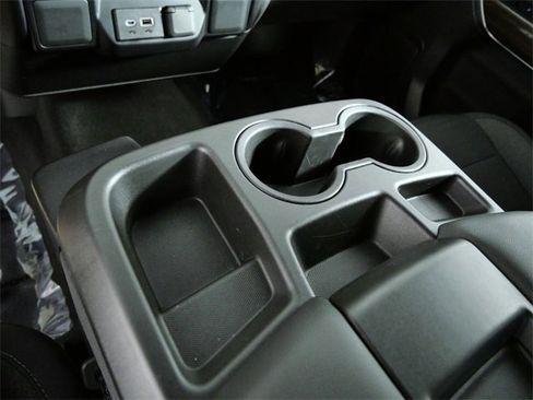 Used 2020 Chevrolet Silverado 1500 LT image 20