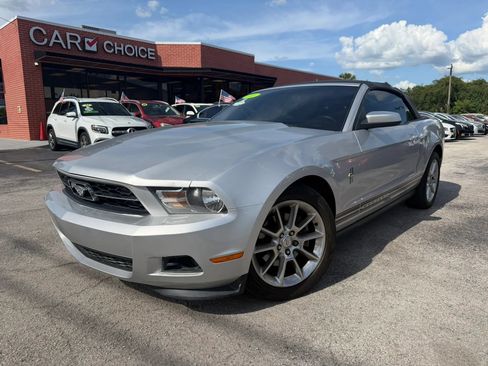 Used 2011 Ford Mustang Premium w/ 202A Rapid Spec Order Code RWD image 1