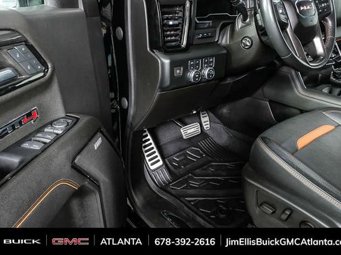 Used 2023 GMC Sierra 1500 AT4 w/ AT4 Premium Package image 8