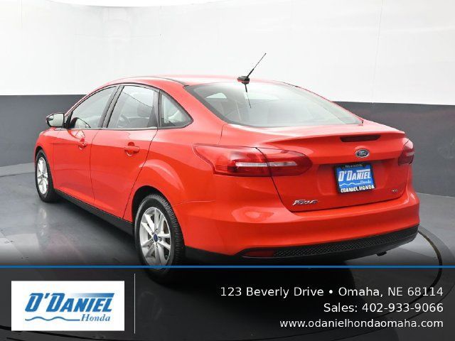 Used 2017 Ford Focus SE FWD image 4