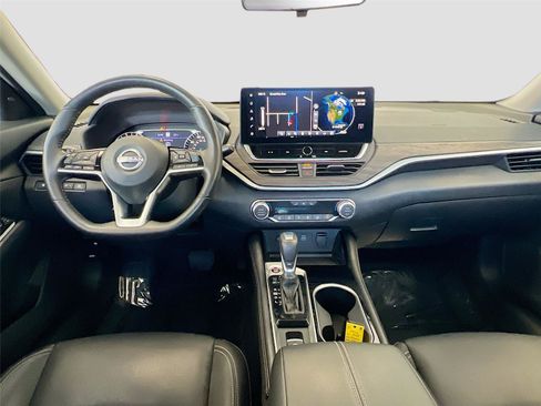 Used 2023 Nissan Altima 2.5 SL AWD/4WD image 31