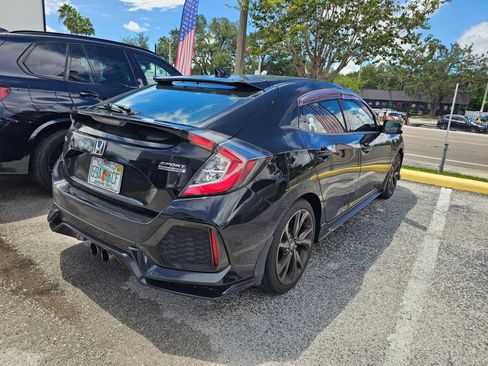 Used 2019 Honda Civic Sport Touring image 3