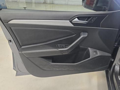 Used 2025 Volkswagen Jetta S FWD image 11