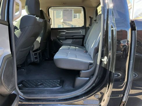 Used 2019 RAM 1500 Big Horn AWD/4WD image 10