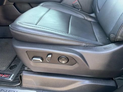 Used 2023 GMC Sierra 1500 Denali w/ Denali Reserve Package AWD/4WD image 22
