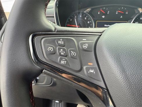 Used 2024 Chevrolet Equinox RS image 24