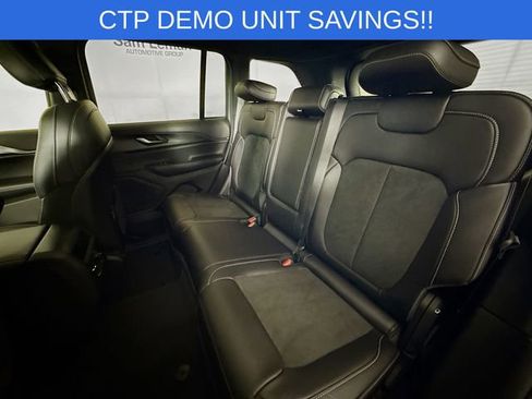 New 2025 Jeep Grand Cherokee Altitude image 24