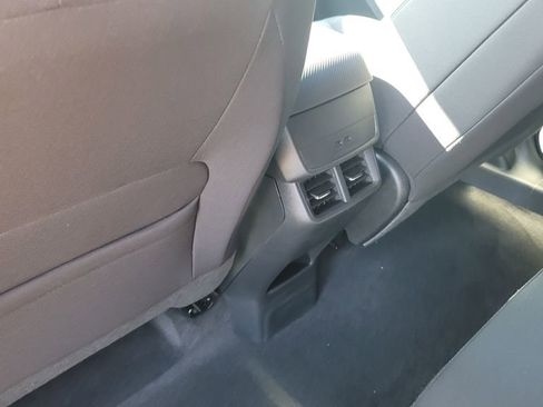 New 2026 Chevrolet Equinox LT w/ Safety and Technology Package FWD image 26