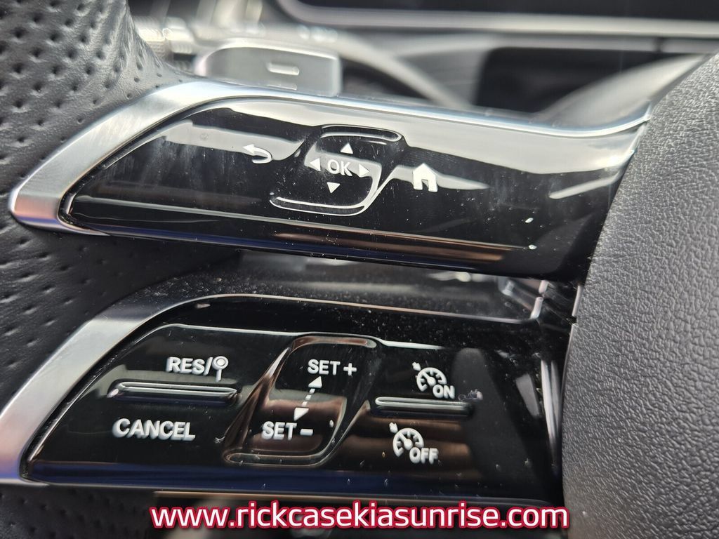 Used 2022 Mercedes-Benz C 300 Sedan image 26