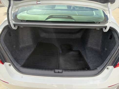 Used 2021 Honda Accord Hybrid image 34