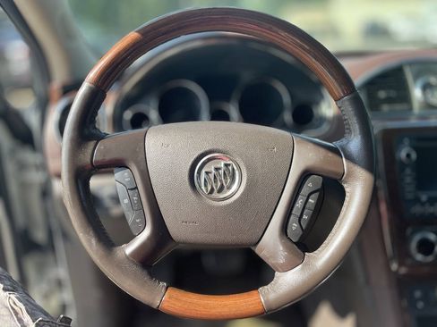 Used 2013 Buick Enclave Premium AWD/4WD image 19