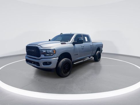 Used 2024 RAM 2500 Big Horn w/ Night Edition AWD/4WD image 4