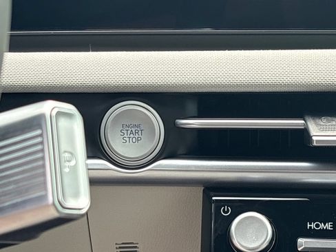 New 2026 Hyundai Tucson Limited AWD/4WD image 17
