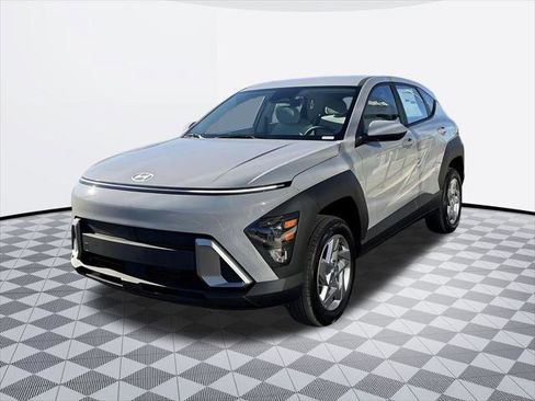 New 2026 Hyundai Kona SE image 4