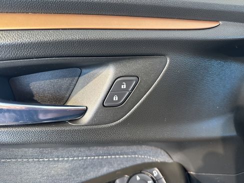 Used 2022 Chevrolet TrailBlazer ACTIV w/ Sun and Liftgate Package image 17