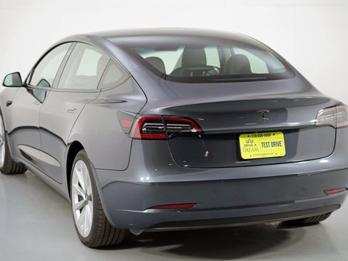 Used 2022 Tesla Model 3 image 51