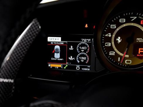Used 2018 Ferrari 488 Spider RWD image 34