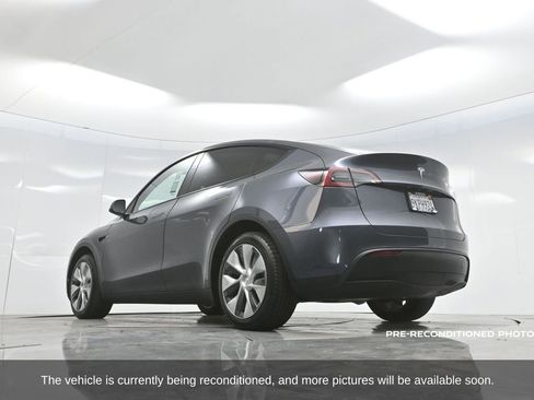 Used 2023 Tesla Model Y 2WD image 60