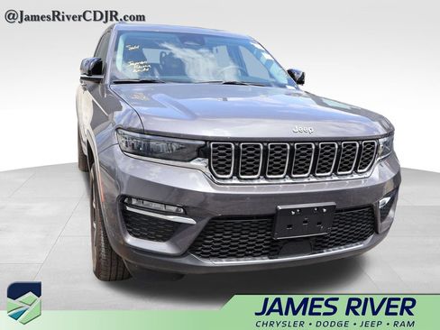 Used 2024 Jeep Grand Cherokee Limited AWD/4WD image 8