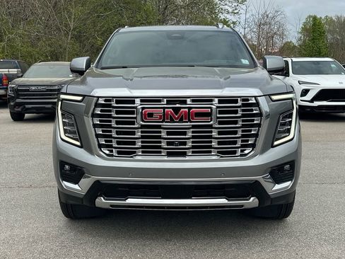 New 2026 GMC Yukon XL Denali w/ Denali Reserve Package image 3