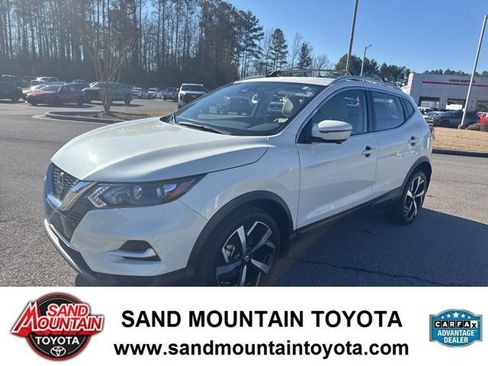 Used 2022 Nissan Rogue Sport SL image 6