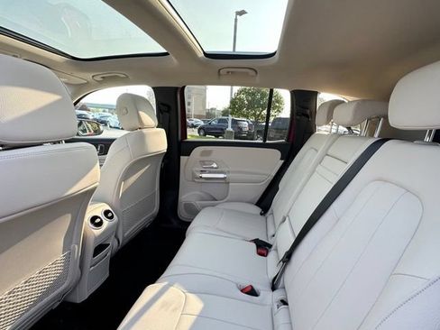 New 2026 Mercedes-Benz GLB 250 4MATIC image 31