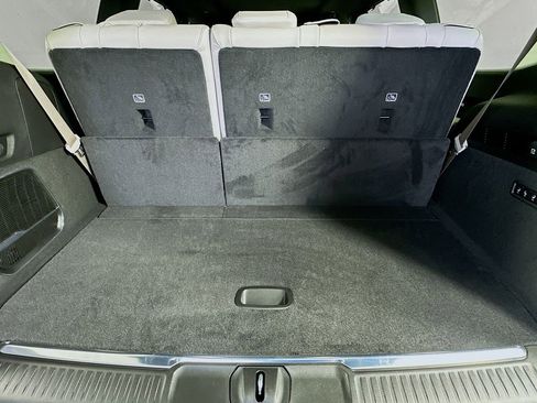 New 2026 Jeep Grand Wagoneer Summit image 34