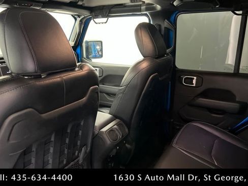 Used 2023 Jeep Wrangler Unlimited Rubicon 4xe w/ Dual Top Group AWD/4WD image 20