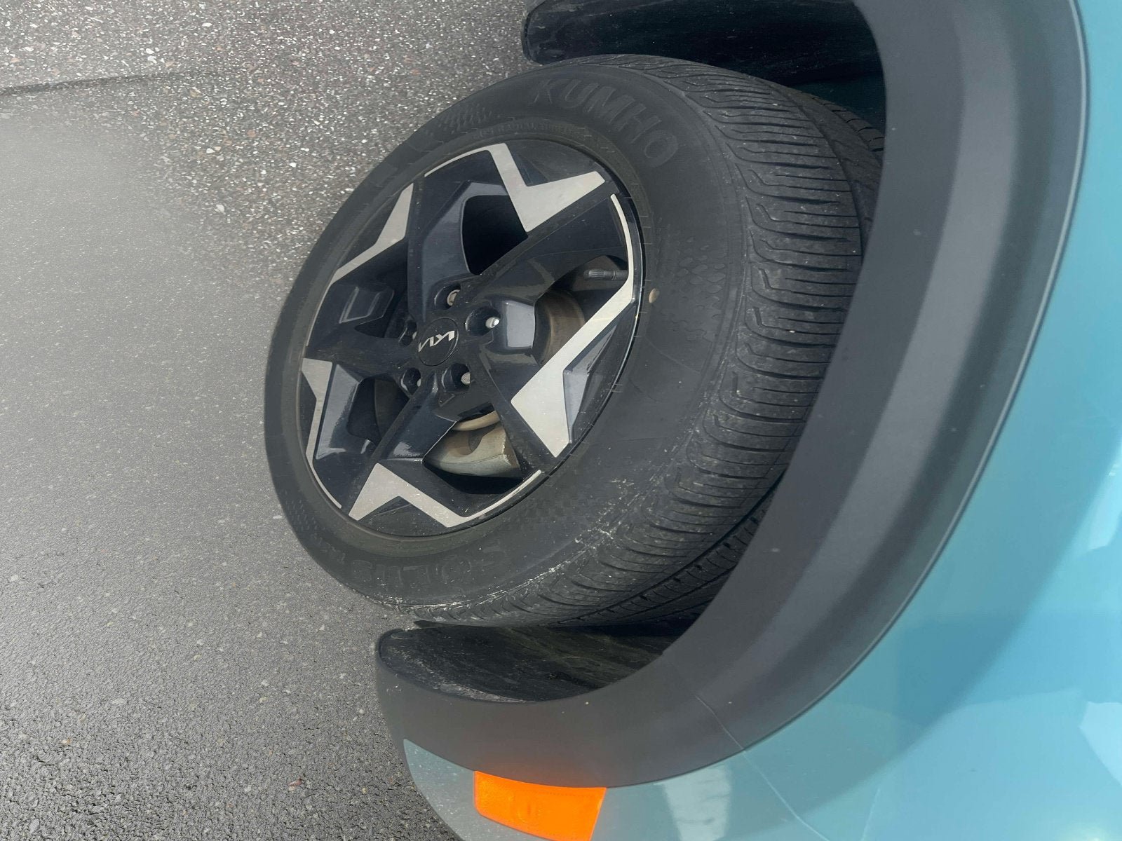 Certified 2024 Kia Seltos EX FWD image 6