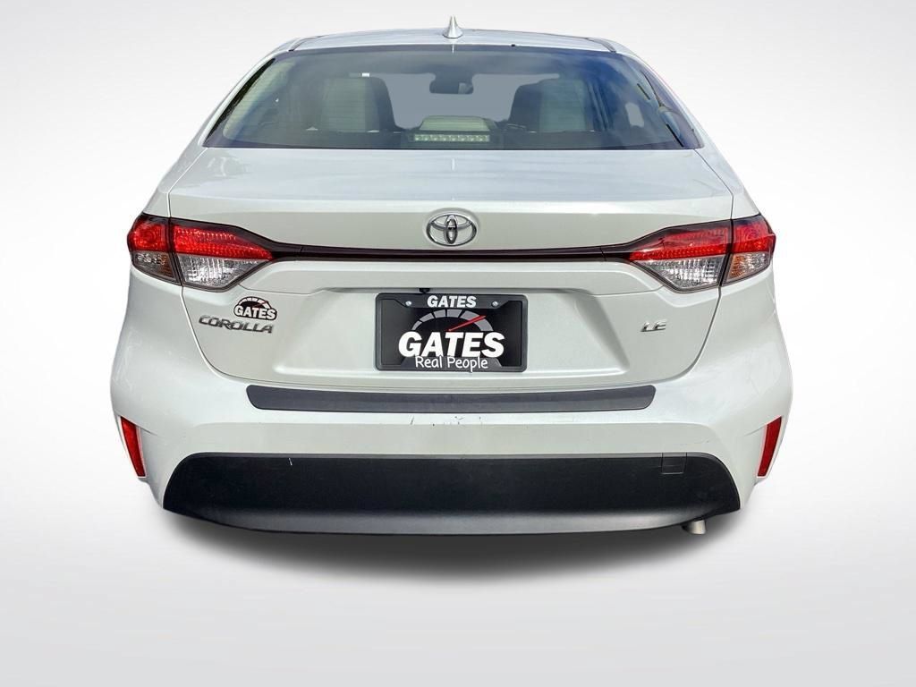 Used 2023 Toyota Corolla LE FWD image 7