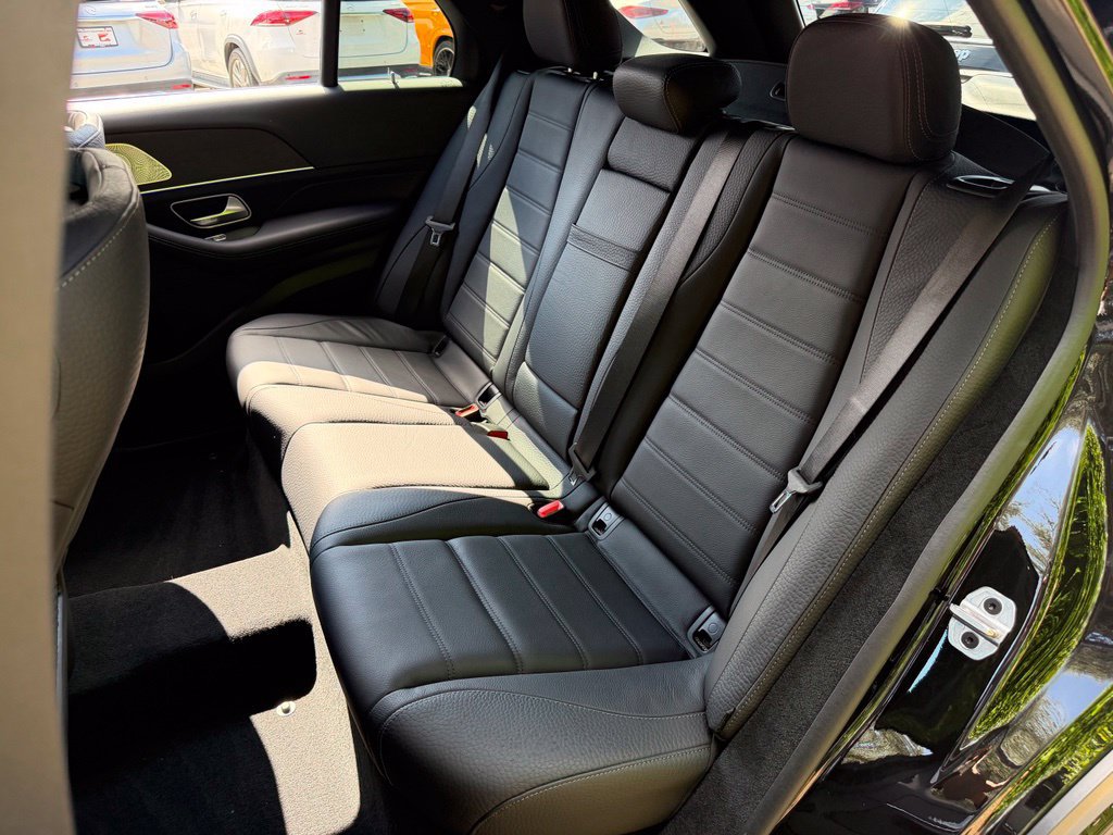 Used 2022 Mercedes-Benz GLE 350 4MATIC w/ Premium Package image 31