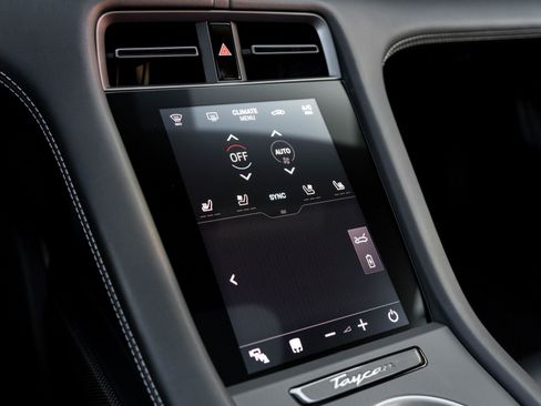 Used 2024 Porsche Taycan GTS image 27