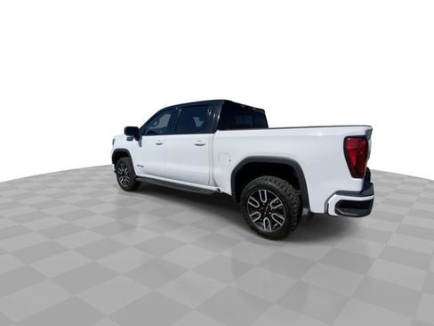 Used 2024 GMC Sierra 1500 AT4 w/ Technology Package AWD/4WD image 8