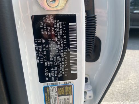 New 2026 Kia EV9 Wind image 35